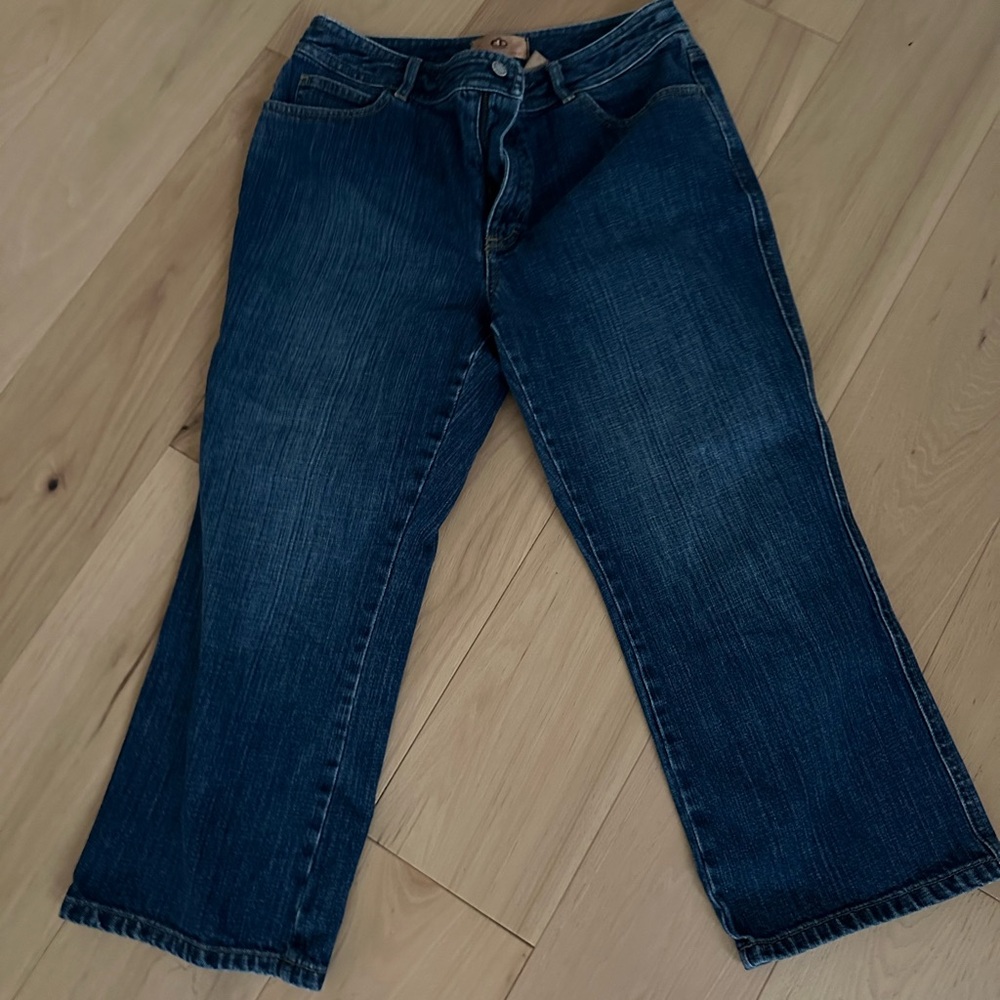 Dana Buchman Capri jeans
